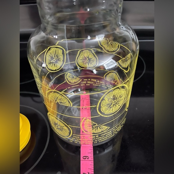 Pyrex Lemon/Orange Citrus Juice Carafe Pitcher With Lid 2L - Picture 10 of 11